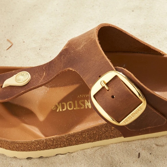 BIRKENSTOCK BIG BUCKLE Gizeh Sandals! - Picture 4 of 10
